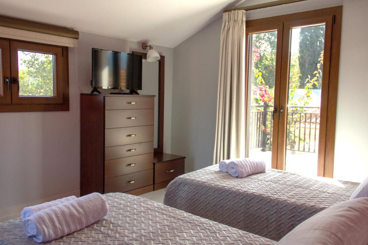 Kato Yerakarion Zissis Villa & Pool 5Min Drive To Beach מראה חיצוני תמונה